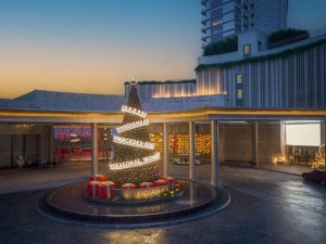 Hoiana Resort & Golf - khu nghỉ dưỡng phức hợp bên bờ biển hàng đầu tại miền Trung với 4 khách sạn đẳng cấp thế giới gồm hơn 1.000 phòng suite và...